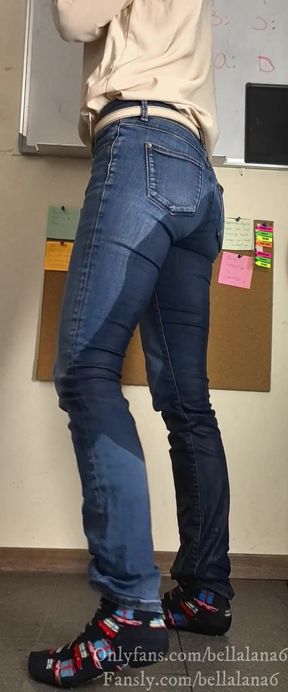 Teacher's toy was controlled during class and she squirted in jeans and boots. Even her socks got soaked