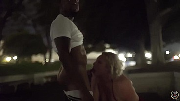 Fucking Around In Public! It's Rome Major & Blonde Cameron Skye!
