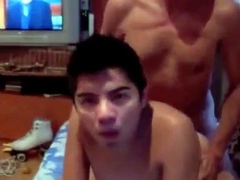 Bareback Mexican Daddy Breeds Twink on Webcam