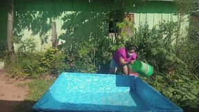 Limpieza lenta: sonidos de agua y movimientos.