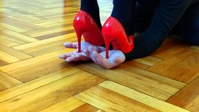 Red Stilettos Hand Crush (4K)