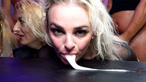 Horny bird's orgy sex