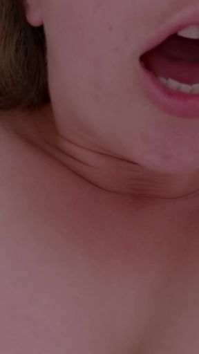 Chubby MILF Masturbation After Sunbathing on the Beach.