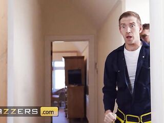 BRAZZERS - Sexually excited Maya Rose’s Unexpected Leaks Get Stuffed By Xander Corvus' & Danny D's Big Plumber Tools