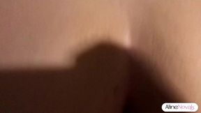 meu vizinho me encontrou se exibindo e resolveu colocar seu pau preto dentro de mim