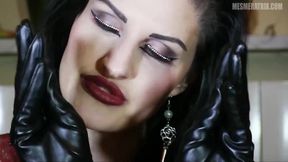 Double gloves bewilderment...