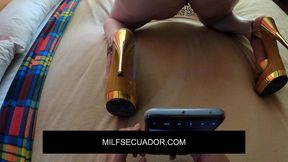 me visto de blanco como el dia de mi matrimonio para una sesion de fotos amateur con mi hijastro full