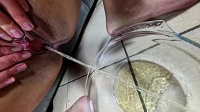 teaching a fan some female anatomy, piss and spit play