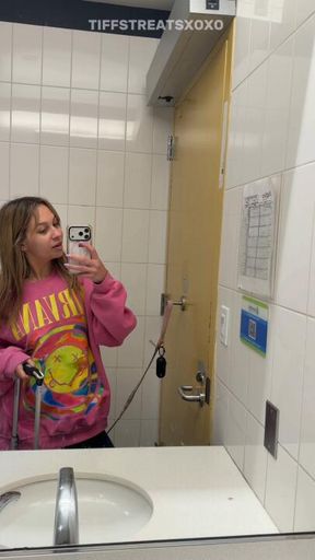 Peeing at the San Diego airport