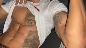 EastBoys: Muscled Lucian Reed and Reed bends over in public
