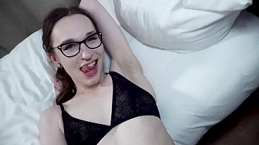 ÜBERRASCHUNG TRANSEN-MÄDCHEN ANAL ZERFICKT