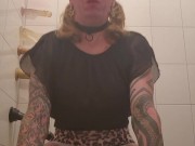 Sissy whore pisses while riding a dildo