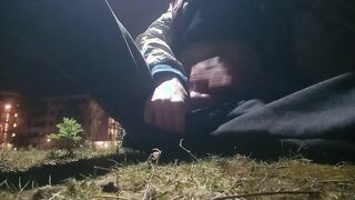 Risky outdoor getting off and huge jizz flow