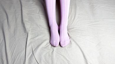Pink socks gripped by mistress with blue nails solo gym tease