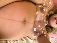 Watch this preggo amateur piss outdoors in fetish solo