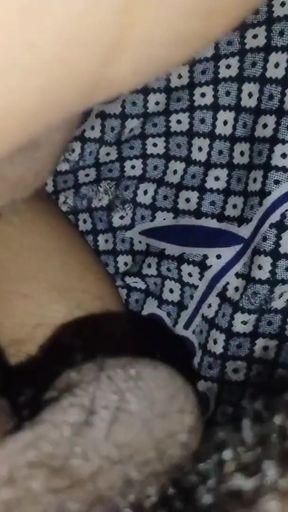 Bhabhi ko Aj Pura Lund se Chudwana hai   Clip 1