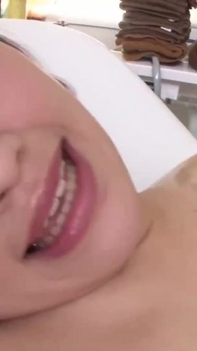 Must-share moment from &quot;Lesbian&#039;s Erotic Salon&quot;