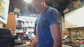 Watch Daddy Brad Pigskin in His Man Cave Playing Around on Cam