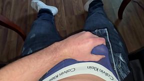 Deutscher Meister im Homeoffice! Jeans auf &amp_ gl&auml_nzende Eichel im Chefsessel mit geilem Dirtytalk &ndash_ PhantomGentX