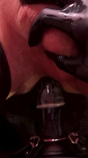 Bi-sex: Slave Gets Fucked