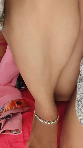 Beautiful Wife Fucking with Pizza Delivery Boy!