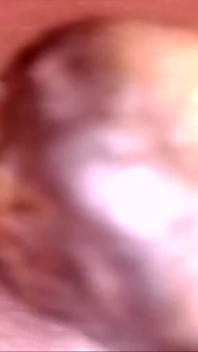Oiled on the Table, Maiko Kobayashi Exposes Her Navel... and What Comes Out Smells Like Raw Fetish