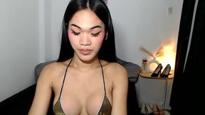 xSophialorex's latest features heat, passion, and untamed blonde!