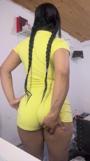 I love to touch my camel toe while I wet my little thing