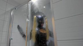 showering in latex