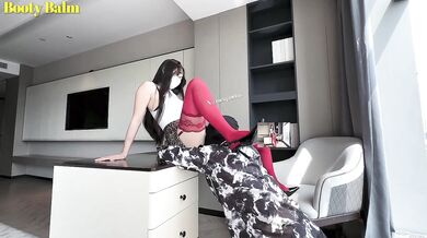 Red Stockings Chinese Wife Licking Boss Big Ass