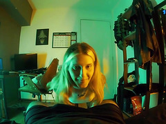 MEU ENCONTRO - Brasiloirinha tem os peitos da Eva Elfie - Sereia Gi - O Max Boss