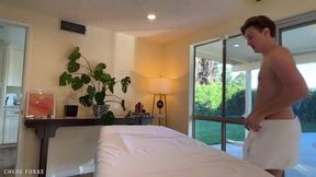 Experience the Ultimate Relaxation: My First Happy Ending with an Oiled Masseuse - Featuring Chloe Foxxe