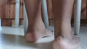 Obey These Scrunching Soles