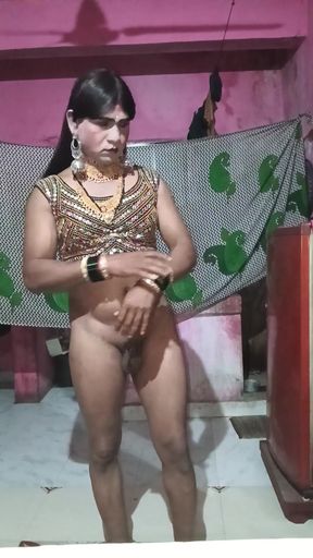 Thrilling moment from &quot;Madhuri bhabhi apni gand me do egg dalikali sari pehenkar&quot;