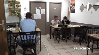 Французские красавцы Аполо Адрии и Джесс Роян занимаются грубым анальным сексом на публике.