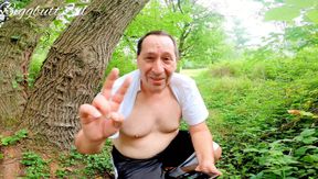 Biggbutt2xl shows his fat ass in the woods in Hamilton, New Jersey