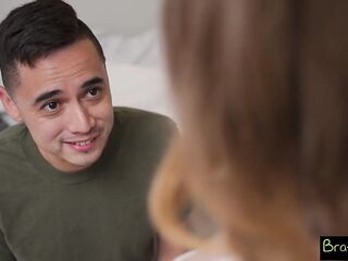 Lusty Lucy Foxx to Stepbro, "I Love Feeling a Large Hard Jock On My Face!" -S39:E8