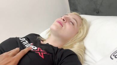 THEY LEAVE US AT HOME ALONE CAN'T STAND TO SEE HER SWEET PINK PUSSY