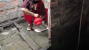 My Aunty Was Sitting in the Bathroom and I Hugged Her and Started Fucking Her in the Ass