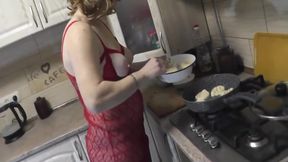 Milf Hot Frina Continues Her Naked Cooking. In Erotic Kitchen In Transparent Peignoir No Panties In Stockings Milf Will Cook Potato Pancakes Today 20 Min