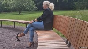 My high heel shoe gets kicked into the water HD wmv 1920x1080 wmv 1280 x 720