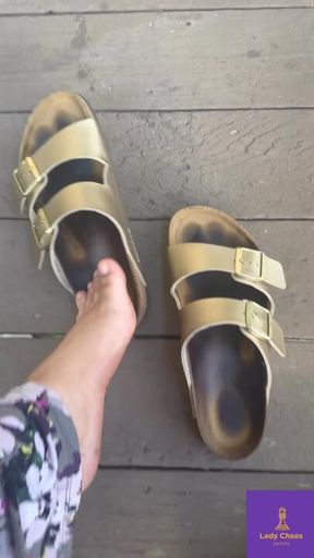 Muslim Dominatrix Priestess Lady Chaos - Hungry Sandal Bitch Ep.3