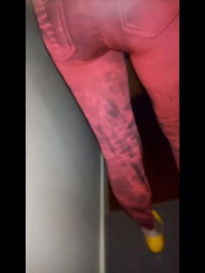 Making a mess cumming on my feet and quick teaser in my new stretch pants