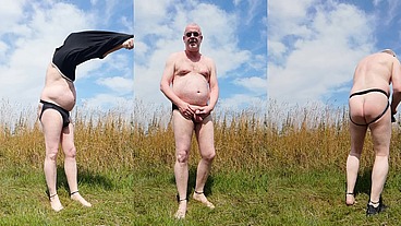 Striptease Check auf einsamen Feldweg