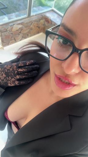 Mistress Kali takes control in a BDSM game