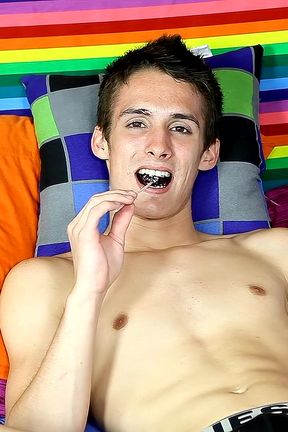 Adorable Twink Leo Page Gives Great Interview