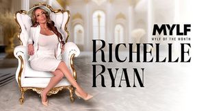 Blowjob Bliss with Boobs Gone Wild on Busty Richelle Ryan