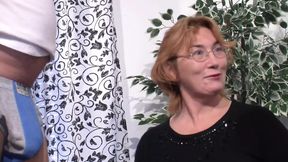 BBW sexologist knows how to fuck couples in cum crisis - 2