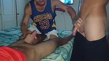 REIS PUTAO MAMANDO OS NOVINHOS FAVELADOS
