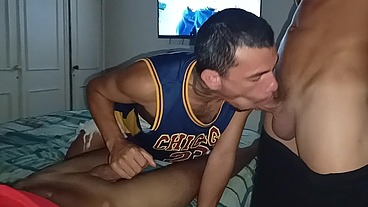 REIS PUTAO MAMANDO OS NOVINHOS FAVELADOS